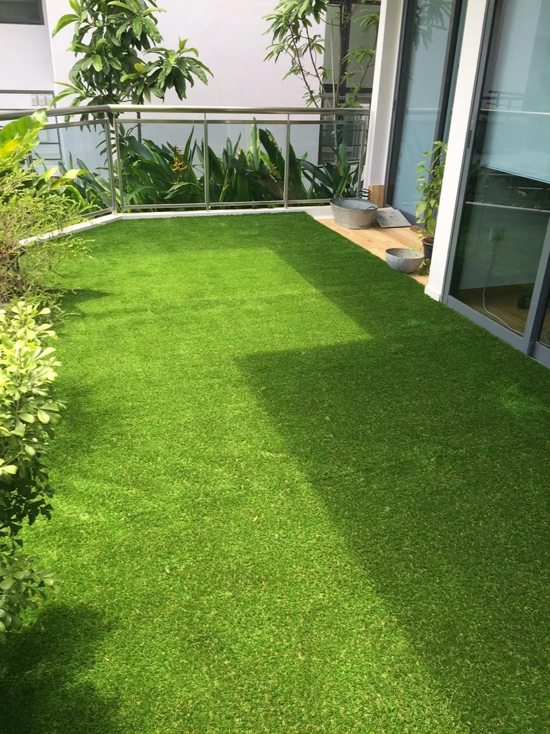 Grass carpet - Sierra Deluxe, artificial grass, fake grass, Tigerturf, outdoor grass, garden grass, lawn grass, event grass, exhibition grass, Astroturf, budget grass