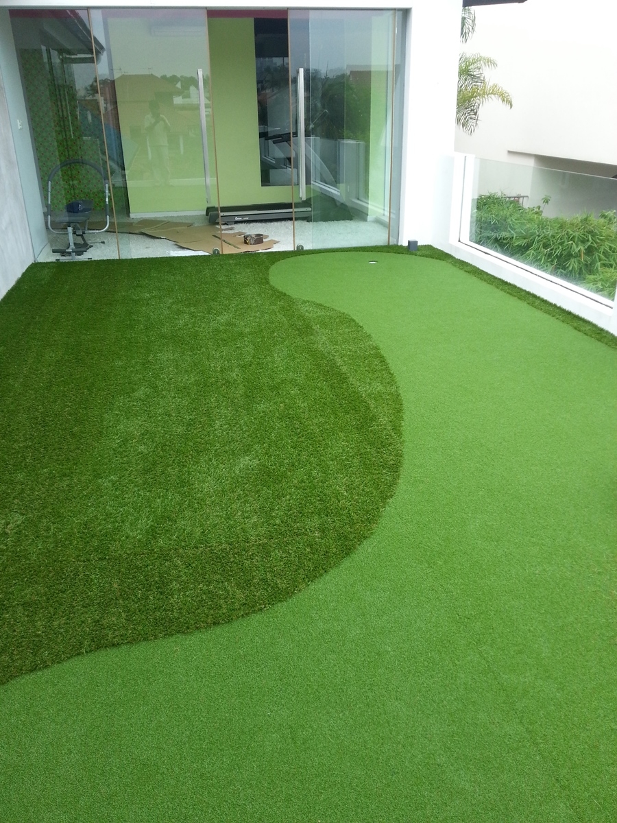 Grass carpet, putting green, artificial grass, fake grass, outdoor grass, garden grass, lawn grass, event grass, exhibition grass, budget grass